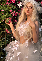 ���Ȱ���רҵ����Ļ�ױʦ���룬�����ǻ�������